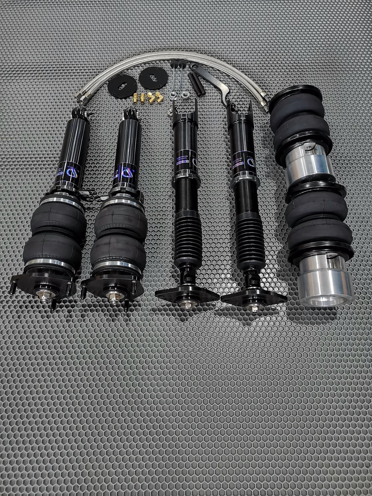 AIRDEMAND SUSPENSION INFINITI G35 / G37 RWD / AWD AIRSTRUTS.