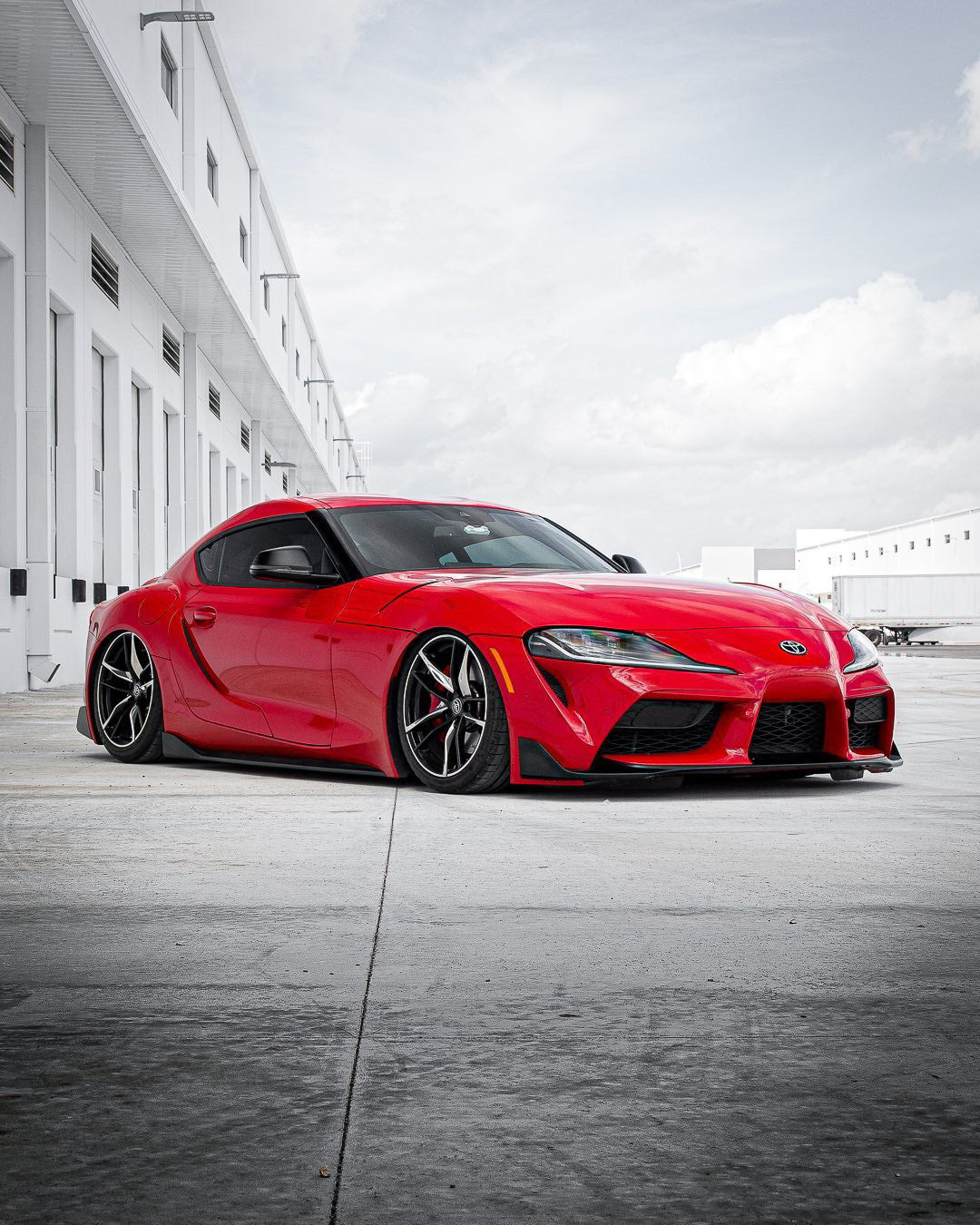 AIRDEMAND SUSPENSION 2020+ TOYOTA SUPRA MK5 AIRSTRUTS