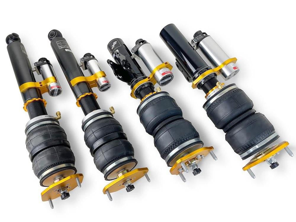 * AIRFORCE SUSPENSION NISSAN 240SX / SILVIA S14 / S15 AIRSTRUTS.